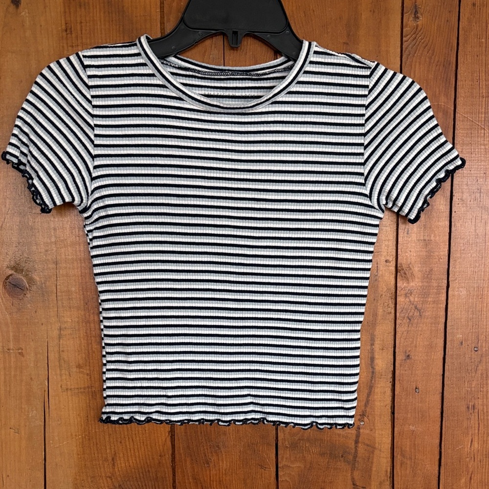 American Eagle Striped Crop Top